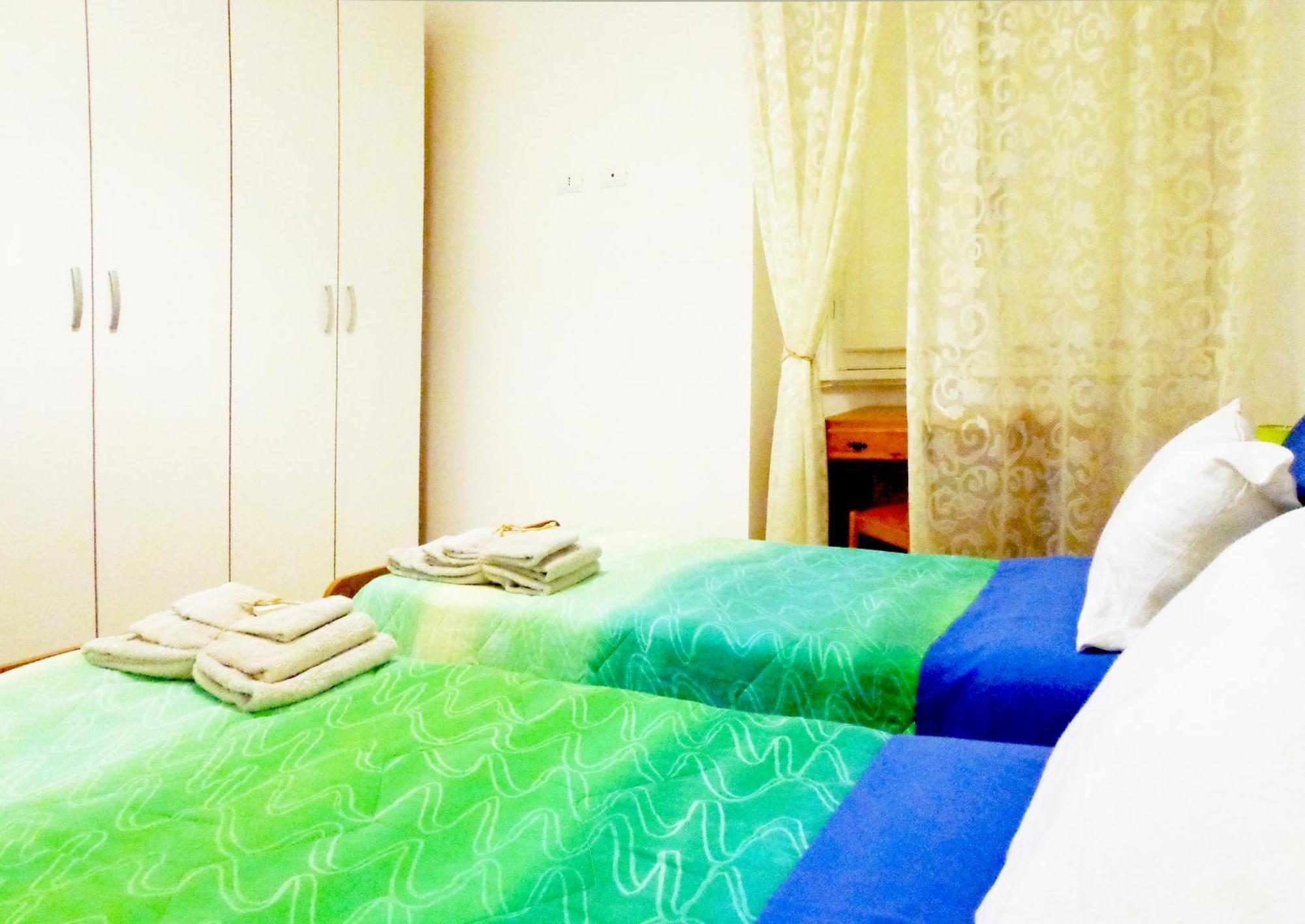 B&B Majestade Cagliari Oda fotoğraf