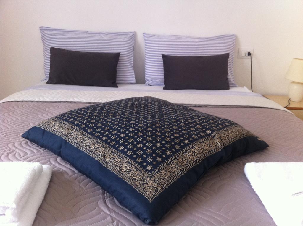 B&B Majestade Cagliari Oda fotoğraf