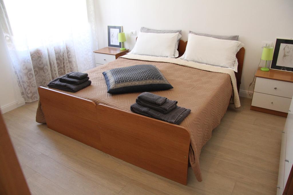 B&B Majestade Cagliari Oda fotoğraf